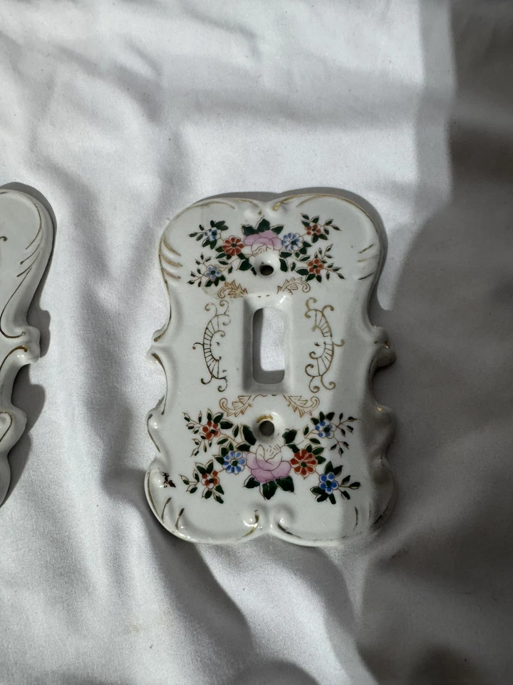 Pair of Betson White Porcelain Floral Double Light Switch Wall Cover Plate - Image 3 of 3