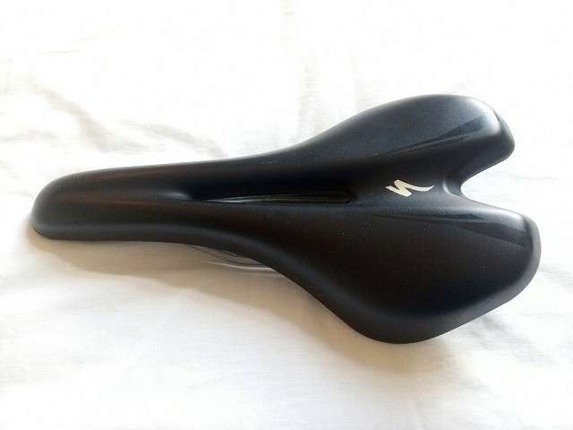 specialized toupe sport road saddle