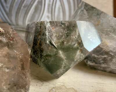 Phantom quartz chlorite polished freeform garden quartz scenic quartz view quart