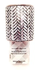 BATH & BODY WORKS WALLFLOWERS CHROME FISHBONE PATTERN FRAGRANCE PLUGIN NEW!
