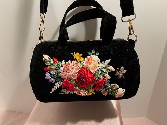 Handbag Embroidered black velvet duffle  bag -silk ribbon flowers- exquisite NWT-image
