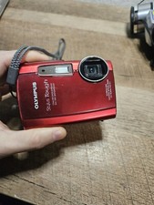 Olympus Stylus Tough 3000 12.0MP Waterproof Digital Camera Red TESTED 