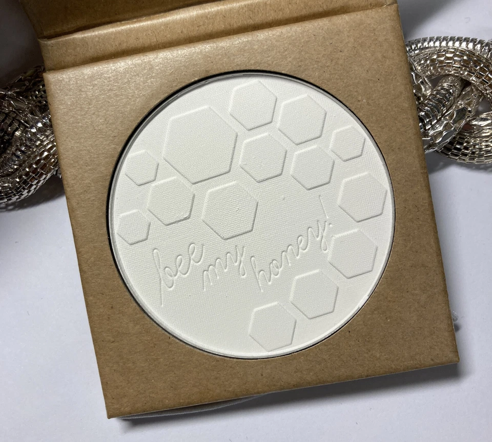 essence Wanna be my Honey? Mattifying Fixing Powder Fixierungspuder 8g *neu* - Bild 3 von 3