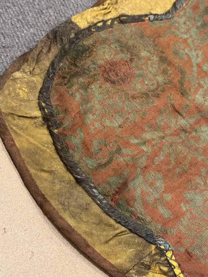 Early Qing 19th Century Chinese antique silk embroidered collars, yunjian - Image 3 of 4