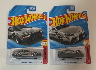 Hot Wheels Then and Now  82 Toyota Supra &  20 GR Supra Lot 2026 J Case *in Hand