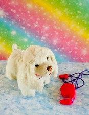 HASBRO FURREAL FRIENDS LAUFENDER HUND GOGO MIT ABNEHMBARER KABELFERNBEDIENUNG