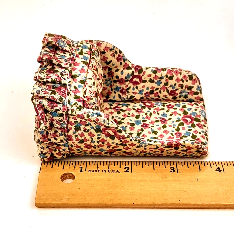 Sillas de respaldo alto muebles para casa de muñecas azul guinga y rosa floral decoración vintage Foto 4 de 4