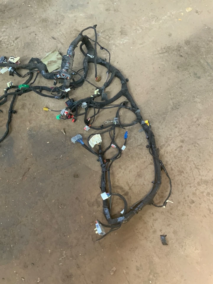 Dodge Ram 1500 2014 5,7 L tablero de instrumentos panel de instrumentos cableado arnés OEM Foto 4 de 4