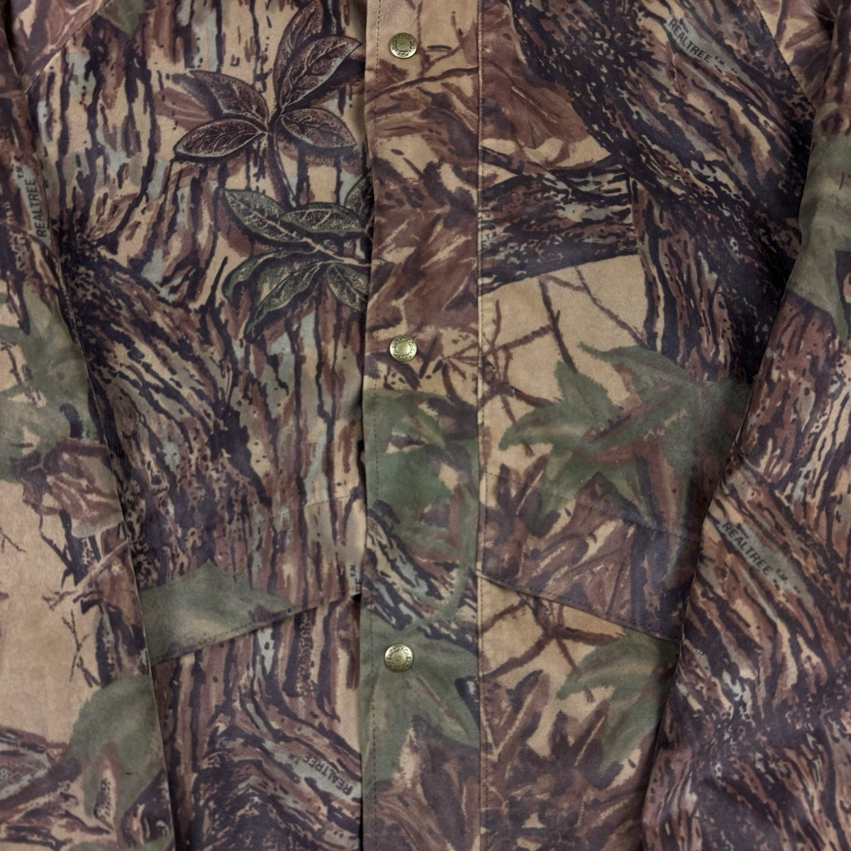 Cabelas Dry-Plus Advantage Timber Camo Insulated Hunt