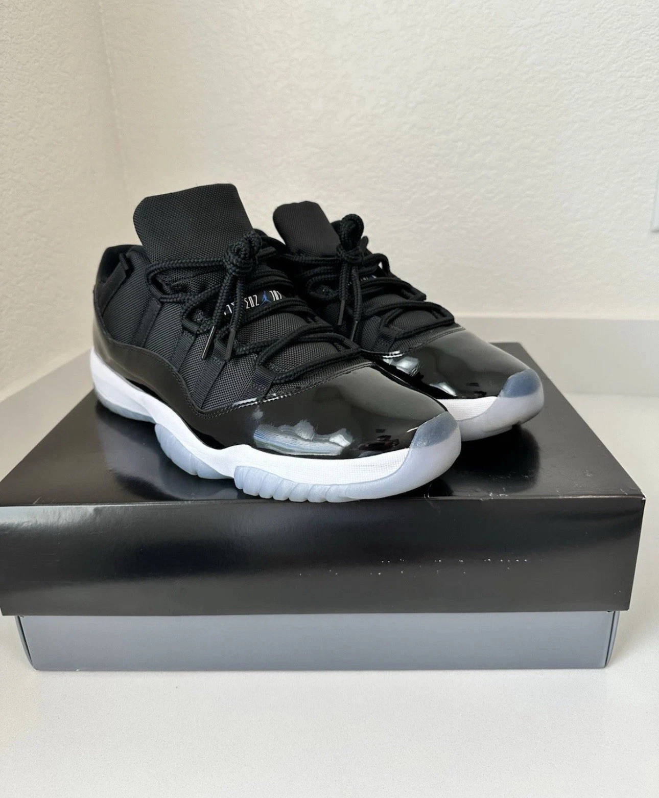 Taglia 13 Nike Air Jordan 11 Retro Low 'Space Jam' Sneakers Uomo (NUOVE)