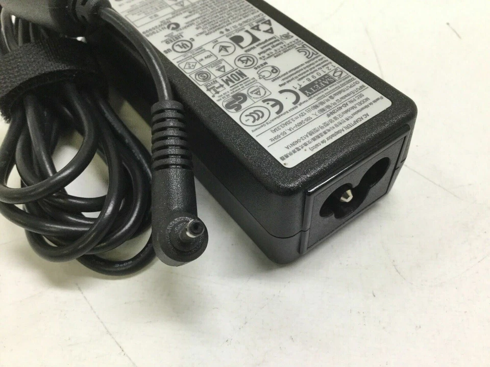 Adaptador de CA Samsung Chromebook XE303C12 A12-040N1A AD-4012NHF 2,5 mm OEM 12V 3,33A Foto 2 de 2