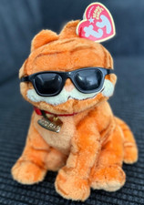 Ty Beanie Babies “Cool Cat” Garfield Toy With Tags and protector