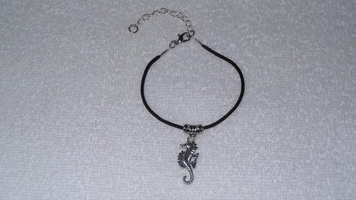 Seahorse Ocean Vacation Trip Ankle Wrist Bracelet Jewelry Fashion Accessory - Picture 2 of 3