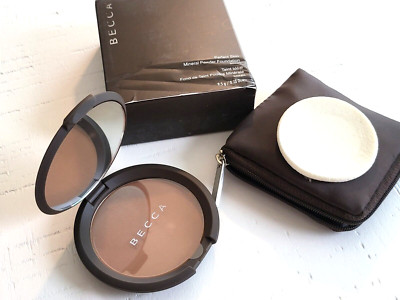 BECCA Perfect Skin Mineral Powder Foundation - Mink - full size nib  (#m2