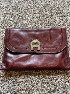 Vintage Etienne Aigner Large Envelope Clutch Bag w/Logo Accent