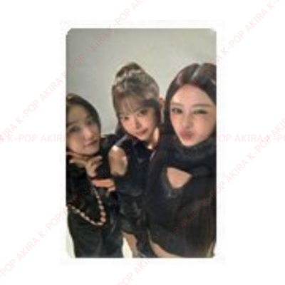 LE SSERAFIM VR CONCERT: Invitation Benefit PHOTO CARD OFFICIAL | eBay