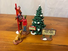 Lemax Picking The Tallest Tree Set of 4 Christmas Village Figure Set Vintage EUC
