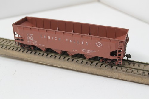 Camiones de muelles Athearn 1750 escala HO 40' tolva LV 4127 Lehigh Valley Kadee's | Zustand: Used
