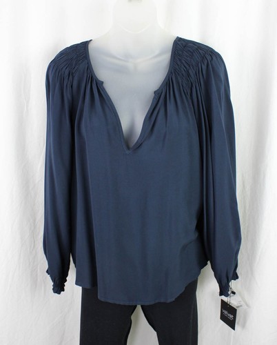 Velvet by Graham & Spencer NWT Navy Blue V Neck Long Sleeve Top Size Small