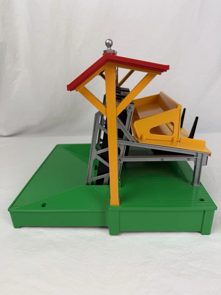 Lionel Operating Log Loader Train 164 Model 6-12915 with logs - Image 4 of 4