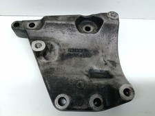 STAFFA SUPPORTO COMPRESSORE PER FIAT 500 L Serie (351_352) 55243761 199B4000 Di