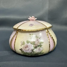 Ardleigh Elliot - Lena Liu’s Garden Treasures - Roses  - Porcelain Music Box