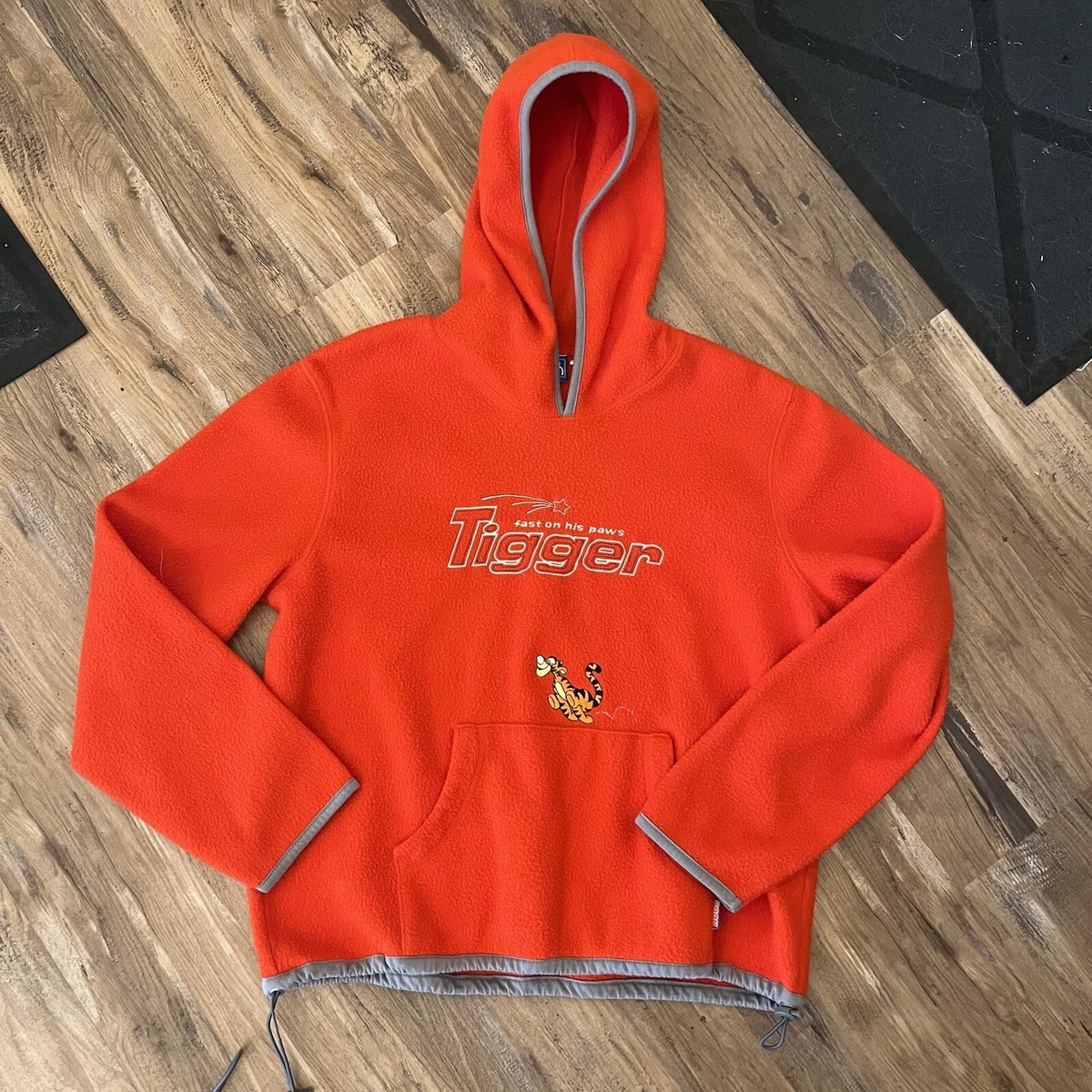 Women's Vintage Winnie The Pooh Tigger Big Logo Fleece Hoodie