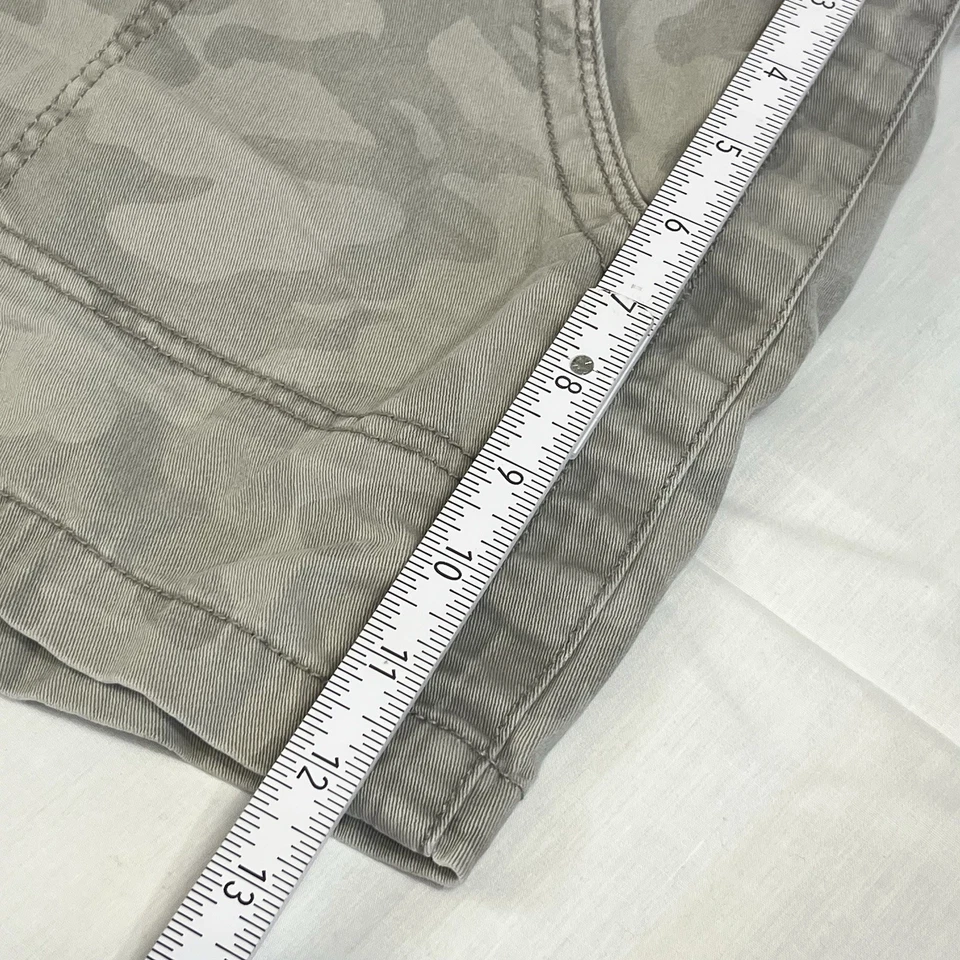 Pantalones Cortos Faded Glory Camuflados Tiro Bajo Gris Camuflaje Talla 16 Para Mujer Informales Foto 2 de 4