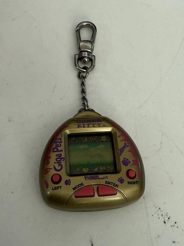 Giga pets compu kitty 1997 Tiger Electronics