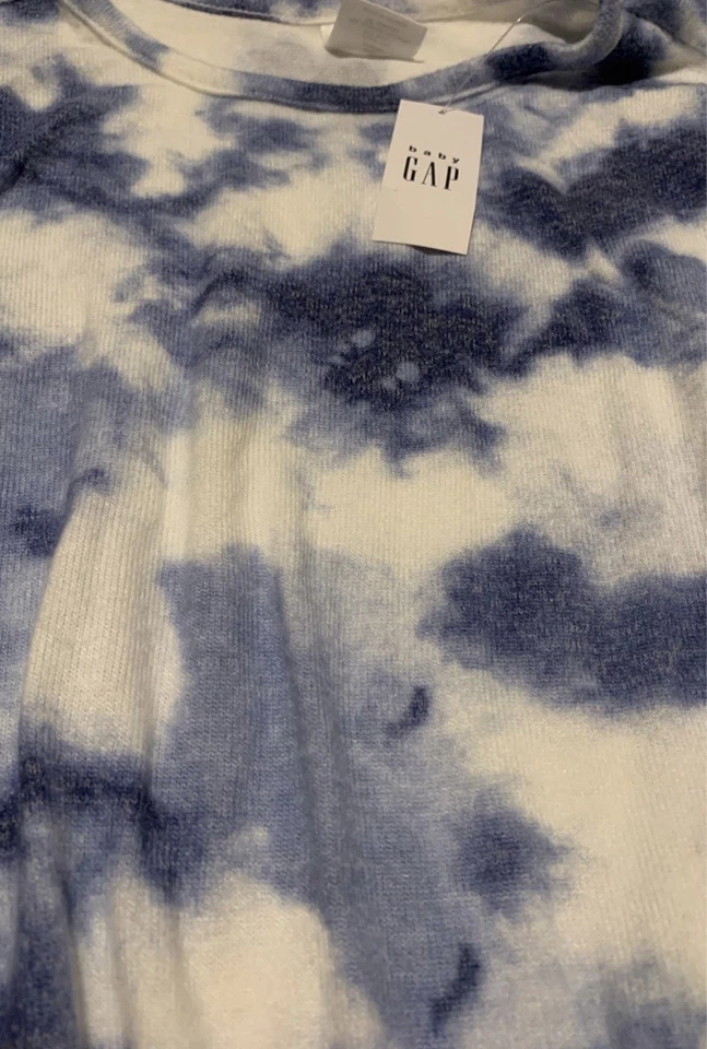 NWT Gap Tye Dye Set Size 5 - Image 2 of 3