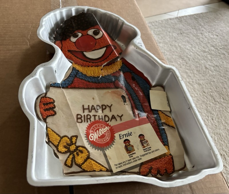Vintage 1983 Sesame Street ERNIE Wilton Cake Pan 502-3614