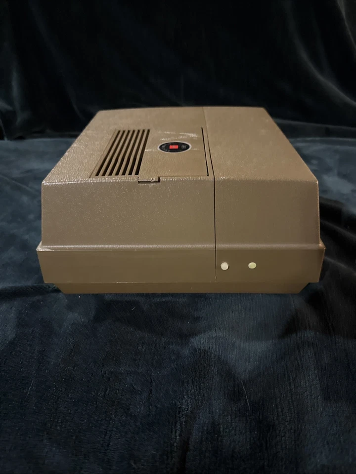 GAF Anscomatic 660 Slide Projector *No Slide Tray* - Tested & Working - Image 4 of 4