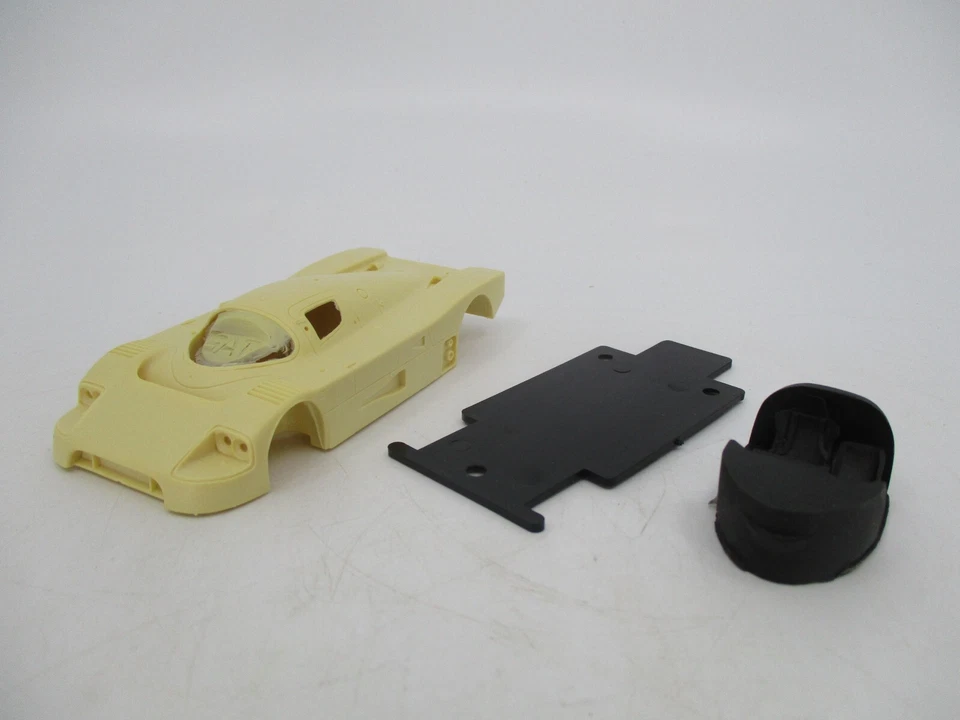 DV11700 STARTER 1/43 1:43 KIT RESINE A MONTER SAUBER MICHELIN NURBURGRING 87 - Photo 3/4