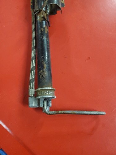 1940's Edco Swiss Army Bike Pump - Picture 5 of 7
