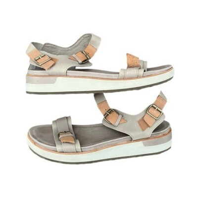 Merrell Sandals Women s 10 Roam Moon Buckle Leather Outdoor Comfort