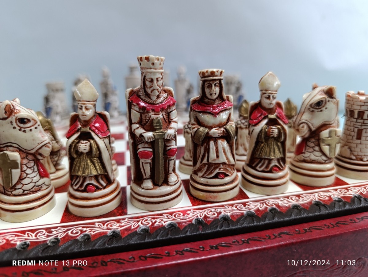 MAGNIFIQUE JEU D'ÉCHECS Hong Kong chess set rare échiquier XL EUR 750