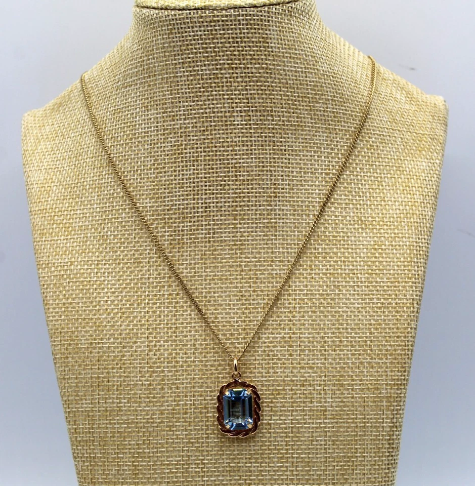 Ancien Pendentif en Plaqué Or Jaune Orné d'un Verre Taillé Bleu Ciel - Photo 3/4