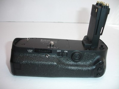 VELLO Vertical Battery Grip for Canon 5D Mark III