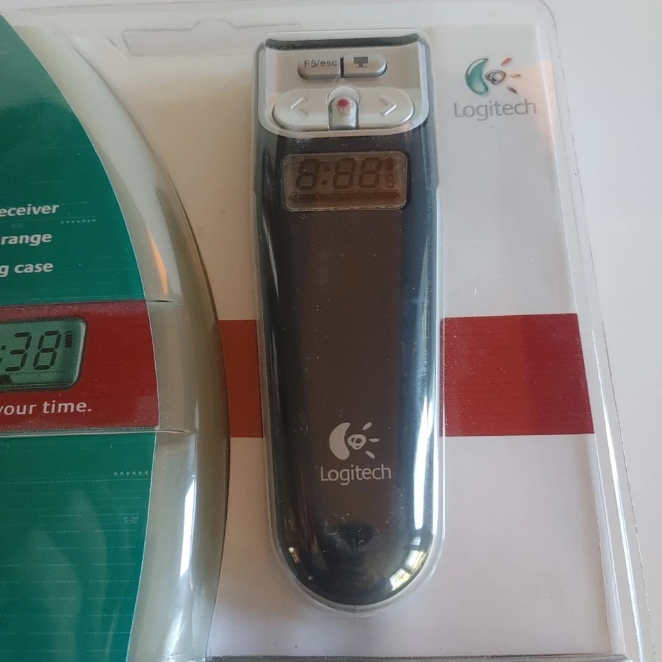 Logitech 2.4 GHz Cordless Presenter With LCD Timer - Brand New & Sealed - Image 2 of 4