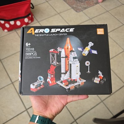 Aero Space The Shuttle Launch Center Builder Kit 70018 - New!