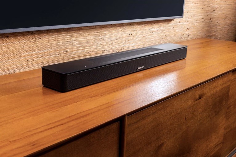 Bose Smart Soundbar 600 Home Theater Speaker /429269 w/ Cables & Remote