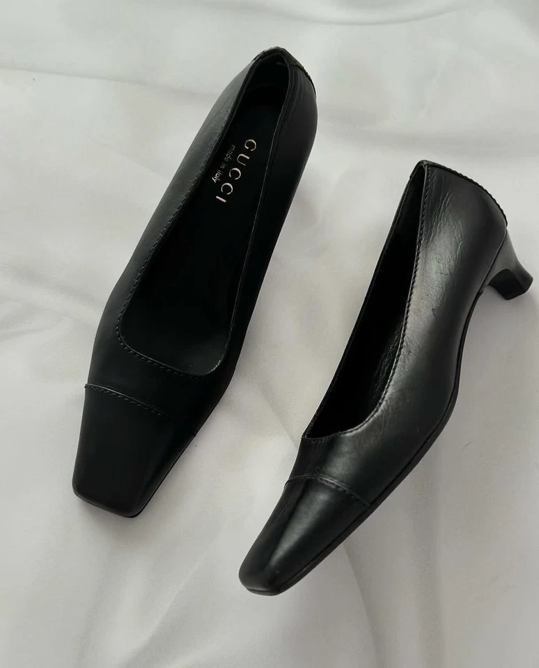 Sapatos femininos Gucci pretos em um Holler baixo de couro genuíno, tamanho 36,5 - Imagem 2 de 4