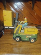 Vintage Tin Toy Battery Operated Fork Truck