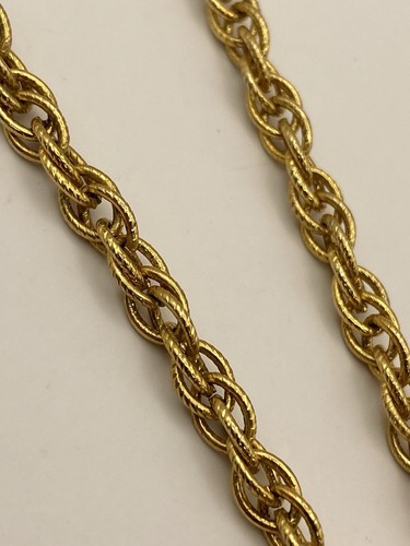 Crown Trifari Cross Necklace Gold Tone Chain Ornate Large Pendant Statement - Picture 7 of 9