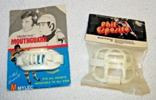 BRAND NEW OLD STOCK IN PACKAGING VINTAGE 1970s PHIL ESPOSITO HOCKEY MOUTH GUARDS