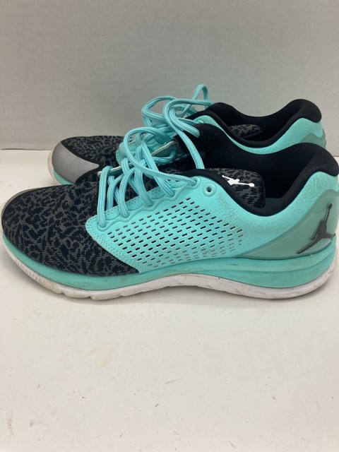 mens black trainers size 7.5