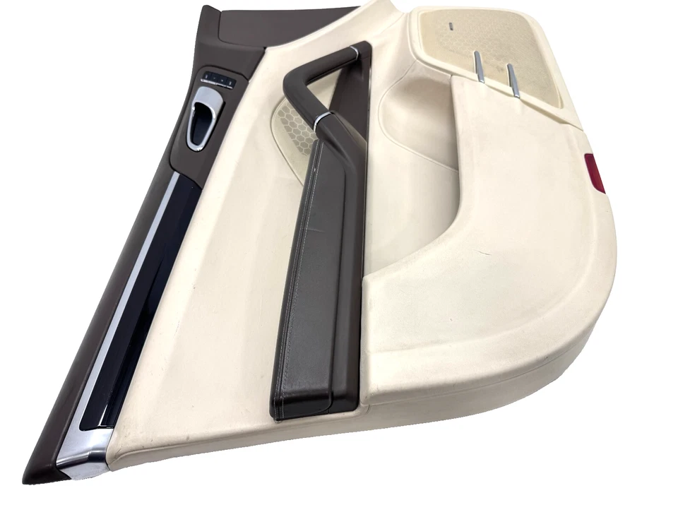 2011-2018 Porsche Cayenne 958 Front Left Driver Side Interior Door Panel Beige - Image 2 of 4