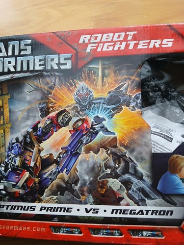 Transformers Robot Fighters Optimus Prime vs Megatron Figures Hasbro in the box - Picture 3 of 6
