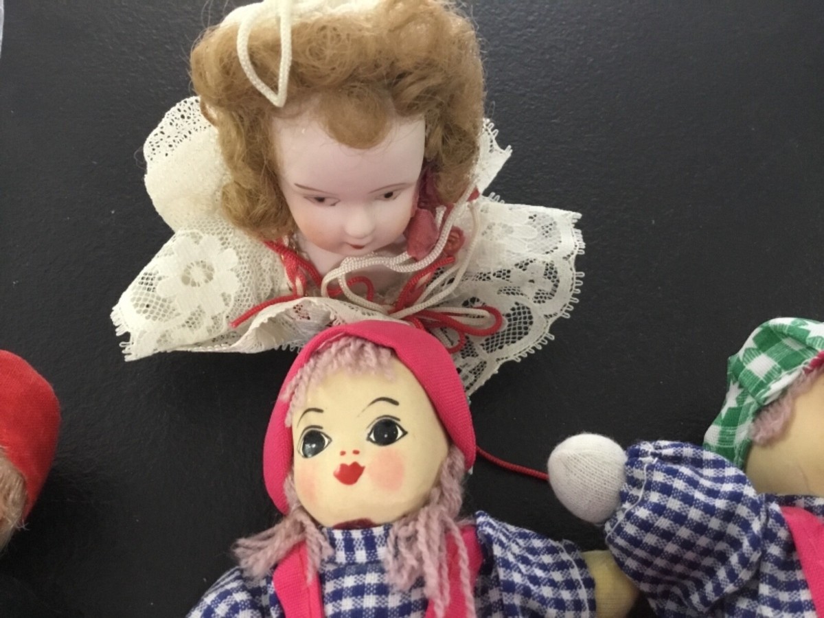 antique baby doll ୨୧ * 小さな陶器製 の女の子 antique baby