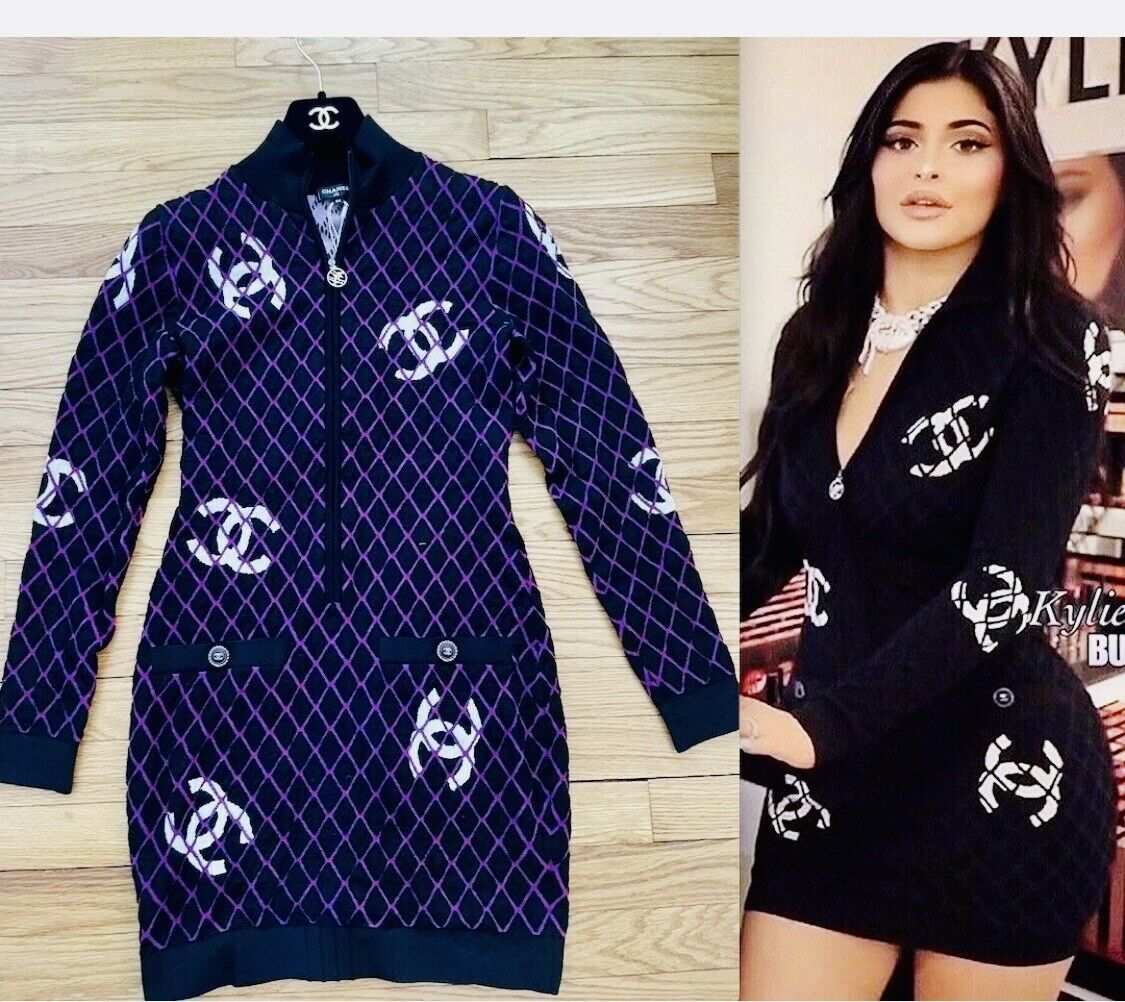 NWT CHANEL KNITTED Coco Neige Bold CC Logo Dress Size 34 NWT CHANEL KNITTED Coco Neige Bold CC Logo Dress Size 34
